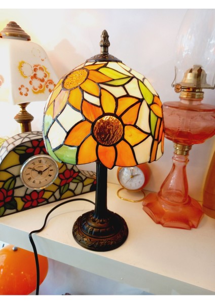Çok Renkli Vitray Abajur Masa ve Gece Lambası, Şık Dekoratif Aydınlatma