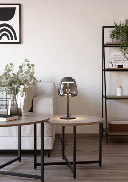 Modern Siyah Iç Mekan Masa Lambası, Şık ve Fonksiyonel Aydınlatma Parçası fiyatları