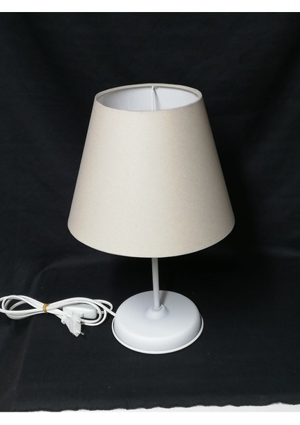 Krem Kumaş Abajur, Şık ve Sıcak Aydınlatma Için Ideal Seçim modelleri