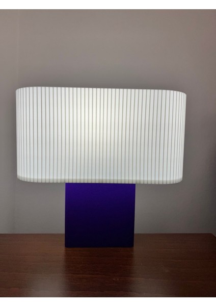 Açık Renk Monte Edilebilir Abajur, Şık ve Pratik Ev Dekoru Seçeneği