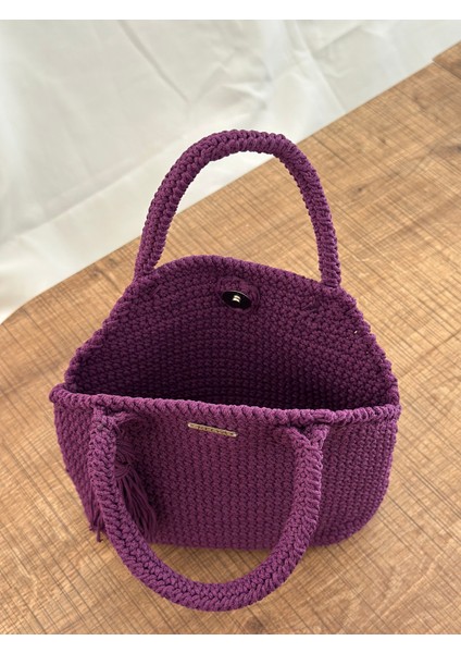 Kadın Makrome Mor Püsküllü Çıt Çıtlı Örgü El Çantası En 21 cm Boy 20 cm Derinlik 6 cm fiyatları