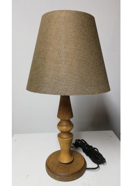 Kahverengi Ahşap Ayaklı Keten Abajur, Şık ve Doğal Dekoratif Aydınlatma Seçeneği fiyatları