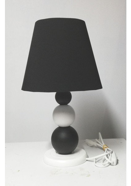 Siyah Ahşap Ayaklı Modern Abajur, Şık ve Fonksiyonel Aydınlatma Seçeneği fiyatları