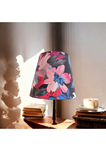 El Yapımı Lacivert Abajur Başlığı, Yüksek Kaliteli Kumaş, Şık ve Dayanıklı Tasarım