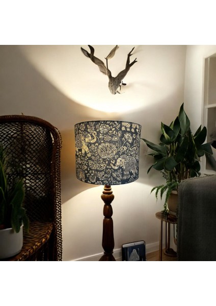 El Yapımı Gri Silindir Abajur Başlığı, Yüksek Kaliteli Kumaş ve Fil Detaylı Tasarım