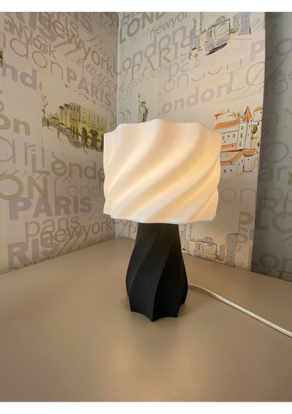 Şık Dalgalı Siyah Abajur, Modern ve Estetik Tasarım fiyatları