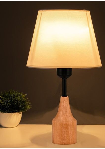 Şık Ahşap Ayaklı Krem Kumaş Abajur, Ev Dekoru Için Güzel Seçenek