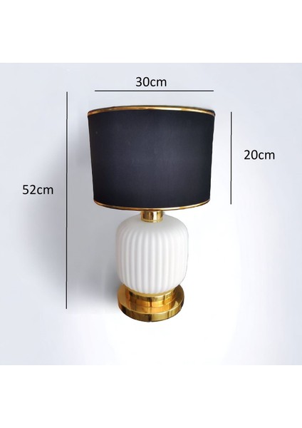 Siyah Şapkalı Abajur, Opal Cam Detaylı, Metal Ayaklı Şık Aydınlatma.