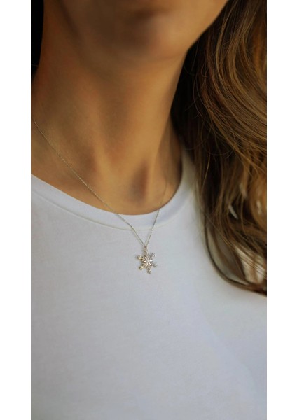 14 Kt Altın 0.01 Ct Pırlantalı Kar Tanesi Kolye modelleri
