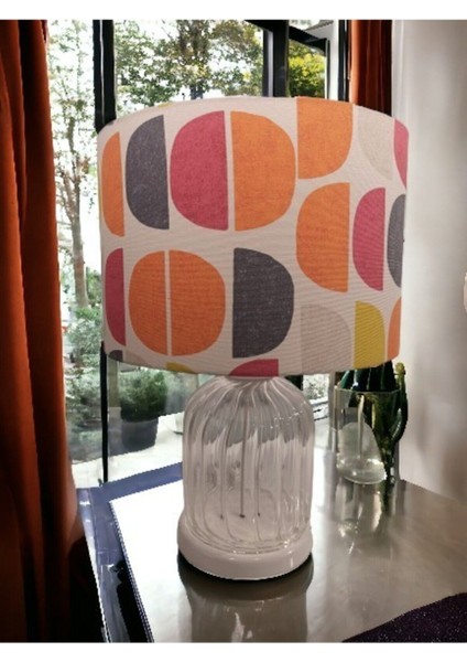 Turuncu Yarımay Desenli Abajur, Renkli ve Şık Dekoratif Aydınlatma