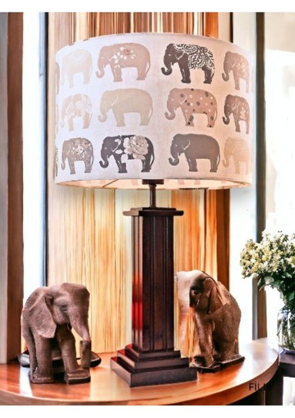 Şık Bej Abajur ile Odanıza Sıcaklık ve Huzur Katın