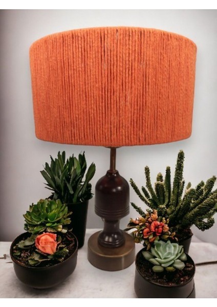 Canlı Turuncu Abajur, Şık ve Modern Ev Dekorasyonu Için Ideal Seçim fırsatları