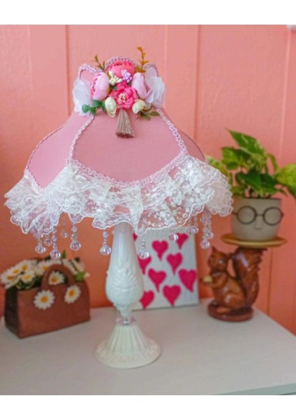 Kadife Kaplı Çiçek Detaylı Abajur Sendi Kumaş Pudra Renk