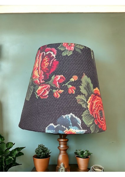 Çiçekli Vintage El Yapımı Abajur Başlığı, Siyah, 12-20 cm Çap, 16 cm Yüksekliğinde