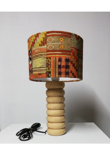 Kahverengi Çul Kilim Desenli Doğal Ahşap Abajur, Şık ve Zarif Aydınlatma Seçeneği fiyatları