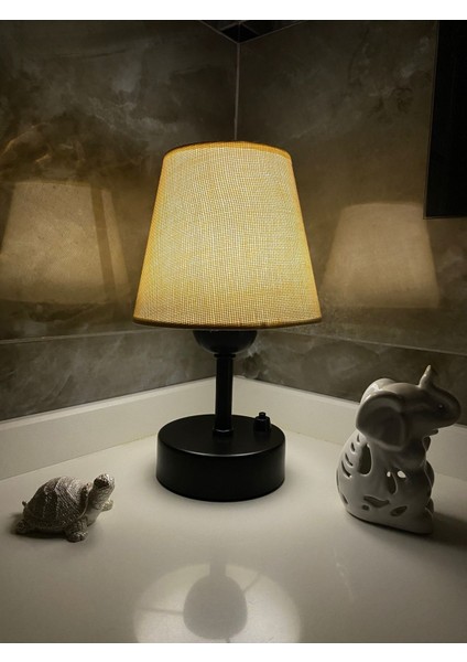 Pilli Masa Lambası, Kablosuz Gece Işığı, Şık ve Pratik Masaüstü Abajur fiyatları