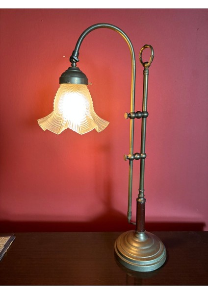 50-76 cm Ayarlanabilir Pirinç Abajur Masa Lambası, Şık ve Modern Tasarım