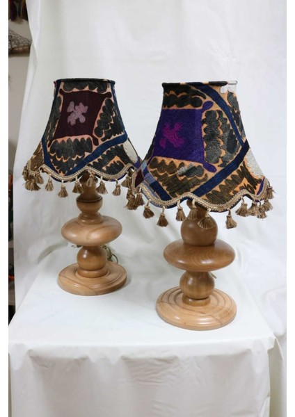 Çok Renkli Gürgen Ayaklı Şık Abajur, Evinize Sıcaklık Katın