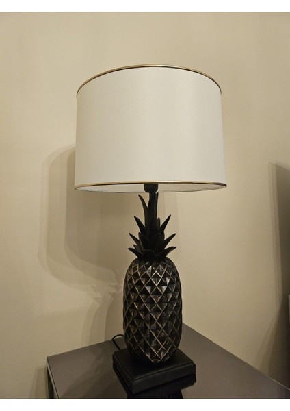 Taze Ananas Eskitme Abajur, Şık ve Doğal Dekorasyon Parçası