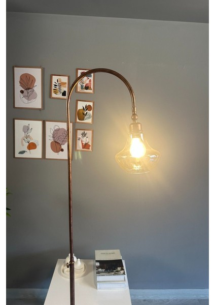 Modern Oturma Odası Için Şık Cam Bal Rengi Patina Gövde Lambader modelleri