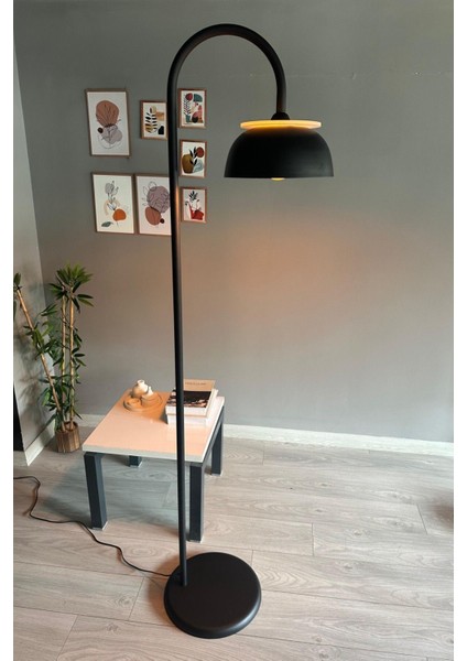 Modern Siyah Metal Zemin Lambası, Oturma ve Çalışma Alanları Için Şık Aydınlatma modelleri