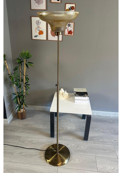 Modern Metal Gövde, Cam Bal Rengi Ince Lambader, Şık ve Zarif Oturma Odası Dekoru fiyatları