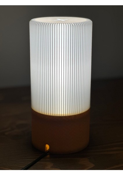 Şık Bej Modern Masa Aydınlatması, Evinize Zarif Bir Dokunuş Katar fırsatları