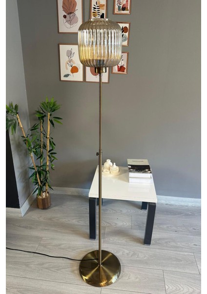 Bal Rengi Cam Lambader, Düz Ince Gövde, Dekoratif Metal, Oturma Odası Zemin Lambası fırsatları