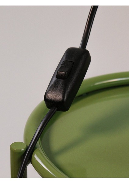 Yeşil ve Siyah Tepsili Mantar Lambader, Şık ve Modern Aydınlatma Seçeneği