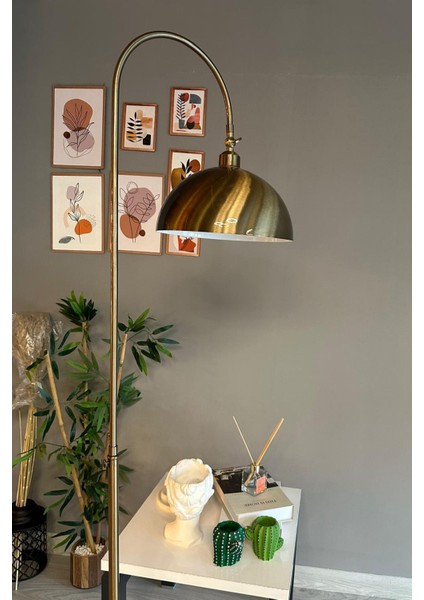 Modern Eskitme Metal Lambader, Hareketli Başlık, Oturma ve Çalışma Odası Için Şık Zemin Işık