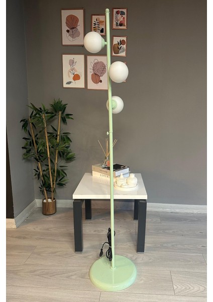 Beyaz Cam Başlıklı Modern Dekoratif Metal Zemin Lambası, Oturma ve Çalışma Odası Için Perfect fırsatları