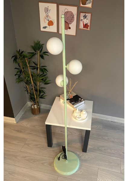 Beyaz Cam Başlıklı Modern Dekoratif Metal Zemin Lambası, Oturma ve Çalışma Odası Için Perfect