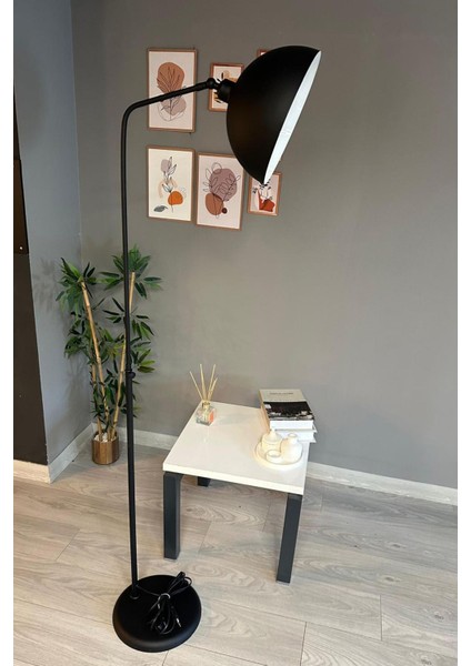 Modern Hareketli Siyah Metal Zemin Lambası, Oturma ve Çalışma Odası Dekoru Için. indirimleri