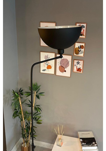 Modern Hareketli Siyah Metal Zemin Lambası, Oturma ve Çalışma Odası Dekoru Için.