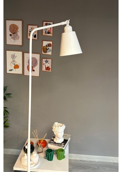 Modern Beyaz Hareketli Metal Lambader, Oturma ve Çalışma Odası Dekoru Için Ideal