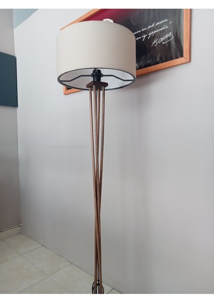 Bej Ahşap Lambader, Şık ve Doğal Aydınlatma Seçeneği indirimleri