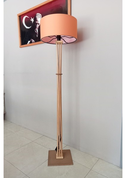 Turuncu Ahşap Lamba, Şık ve Doğal Tasarım, Ev Dekorasyonu Için Ideal Seçim fırsatları