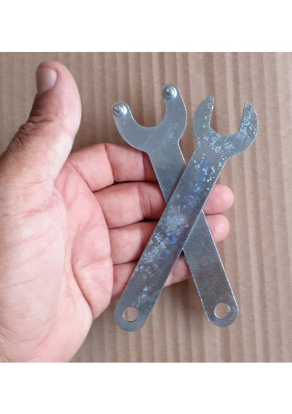 Avuç Taşlama Makinası Için Çok Amaçlı Takma ve Sökme Aparatı