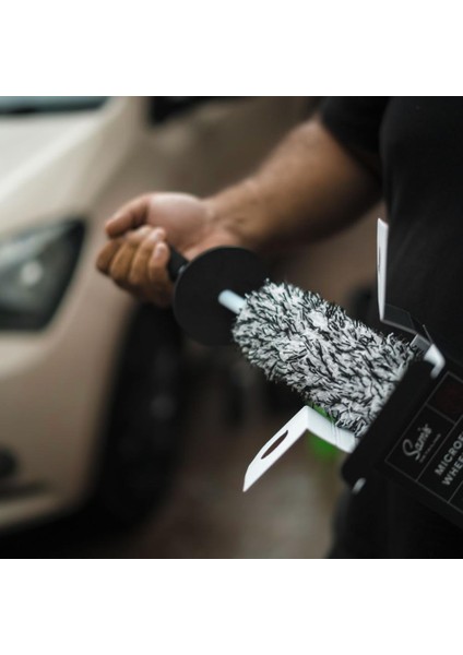 - Microfibre Wheel Brush - Mikrofiber Jant Fırçası