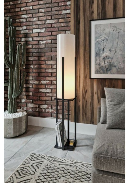 Şık Siyah Mermer Desenli Lambader, Modern ve Zarif Ev Dekoru Parçası