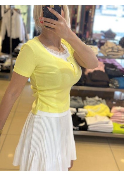 7366 Dantel Yaka Tişört Sarı