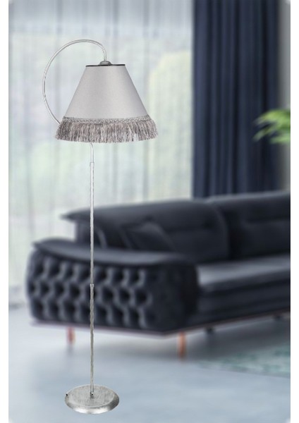 Şık Püsküllü Tek Ayaklı Lambader, Siyah, Modern ve Zarif Aydınlatma Parçası fiyatları
