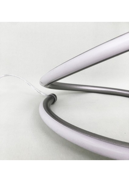 130 cm LED Lambader, Sıcak Beyaz Işık, Metalik Tasarım fırsatları