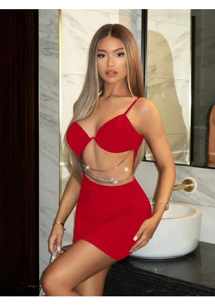 Miss Zincir Detaylı Göğüs Dekolteli Kırmızı Mini Club Elbisesi fiyatları