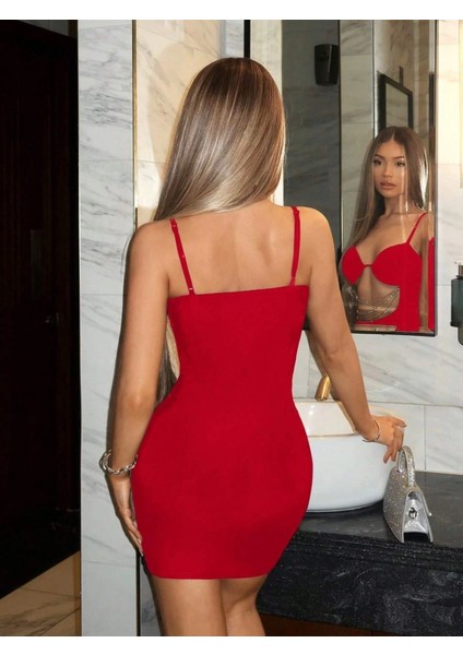 Miss Zincir Detaylı Göğüs Dekolteli Kırmızı Mini Club Elbisesi modelleri