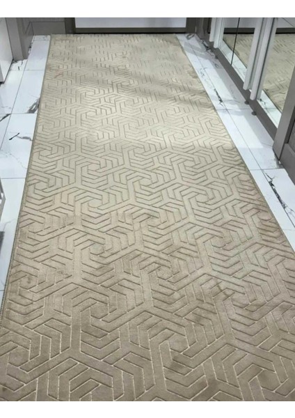 Jel Kaymaz Taban Kesme Halı Yolluk Gold Zikzaklı Makinede Yıkanabilir