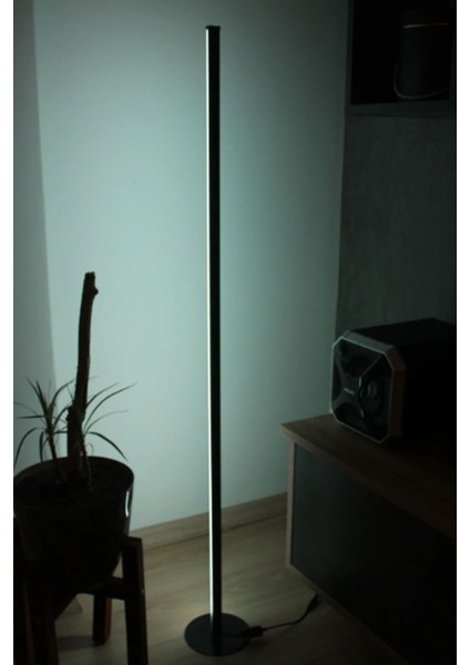 Köşe LED Lambader Renkli Rgb Oda Aydınlatma Siyah, Şık ve Modern Tasarım