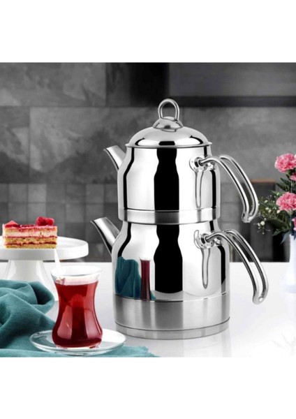 Şık Çelik Çaydanlık ve Suluk Takımı, Dayanıklı ve Zarif Tasarım