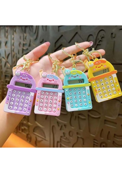 Mini 8 Haneli Hesap Makineli Labirent Oyunlu Karikatür Anahtarlık (1 Adet) (Ebat:7,3 cm x 4,8 Cm) fırsatları