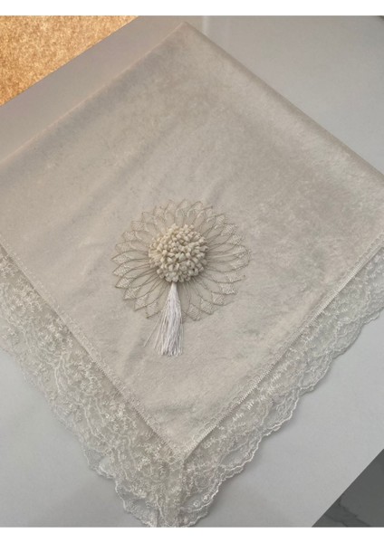 Şık Kadife 3D Püsküllü Fransız Güpürlü Dantel Çeyizlik Lüks Bohça